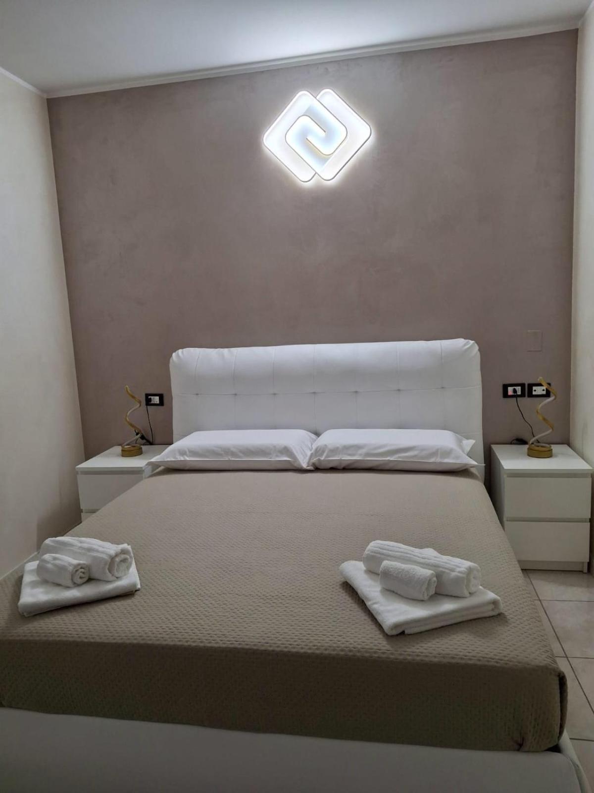 לזינה B&B La Ninfa Del Lago מראה חיצוני תמונה