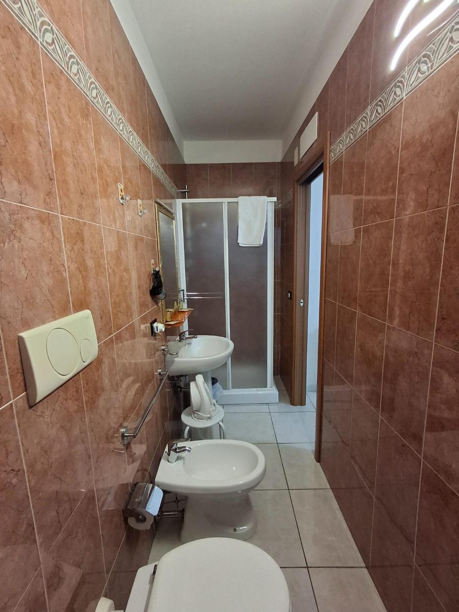 לזינה B&B La Ninfa Del Lago מראה חיצוני תמונה
