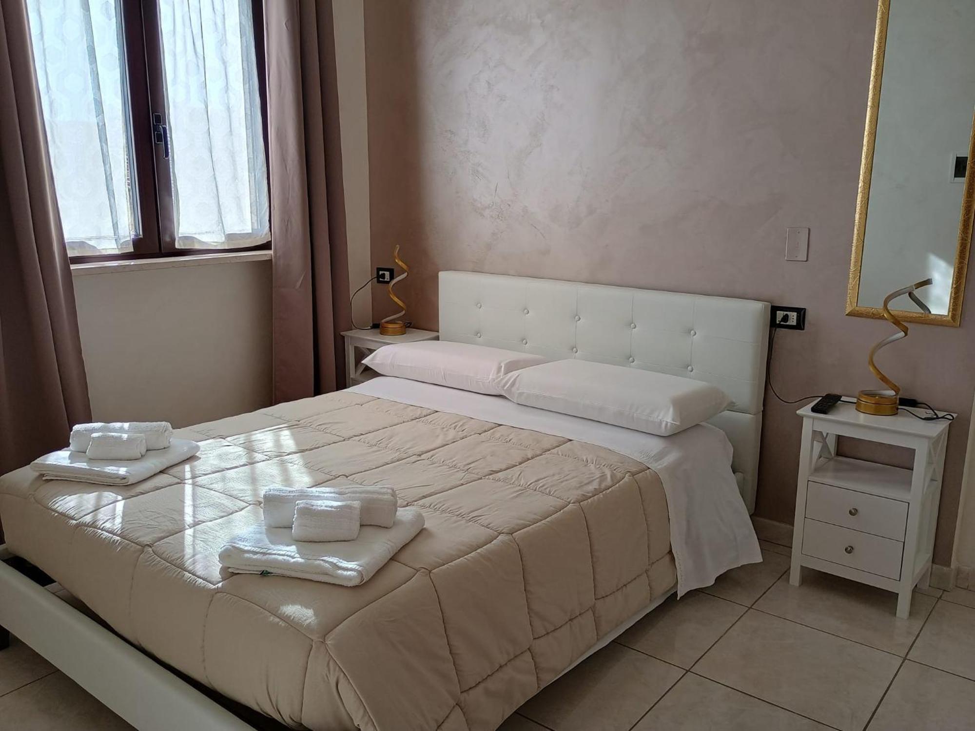 לזינה B&B La Ninfa Del Lago מראה חיצוני תמונה